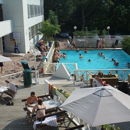 Hotel Cikada Мариехамн Екстериор снимка